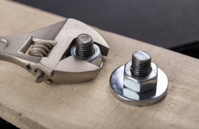 สภาพและวิธีแก้ปัญหาการล็อคชิ้นส่วนมาตรฐานสแตนเลส