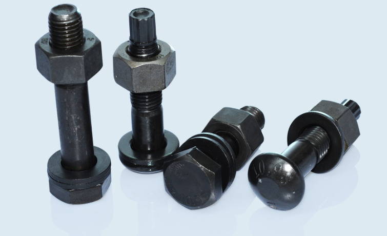 เหตุใดสลักเกลียวที่มีความแข็งแรงสูงมักเป็นสีดำ?